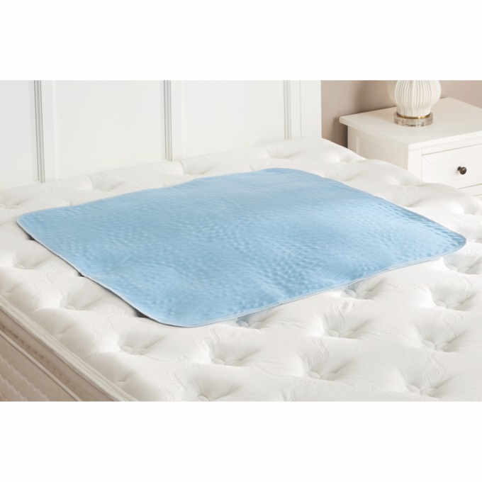 Set of 4 Reusable Heavy Absorption Bed Pads, , large